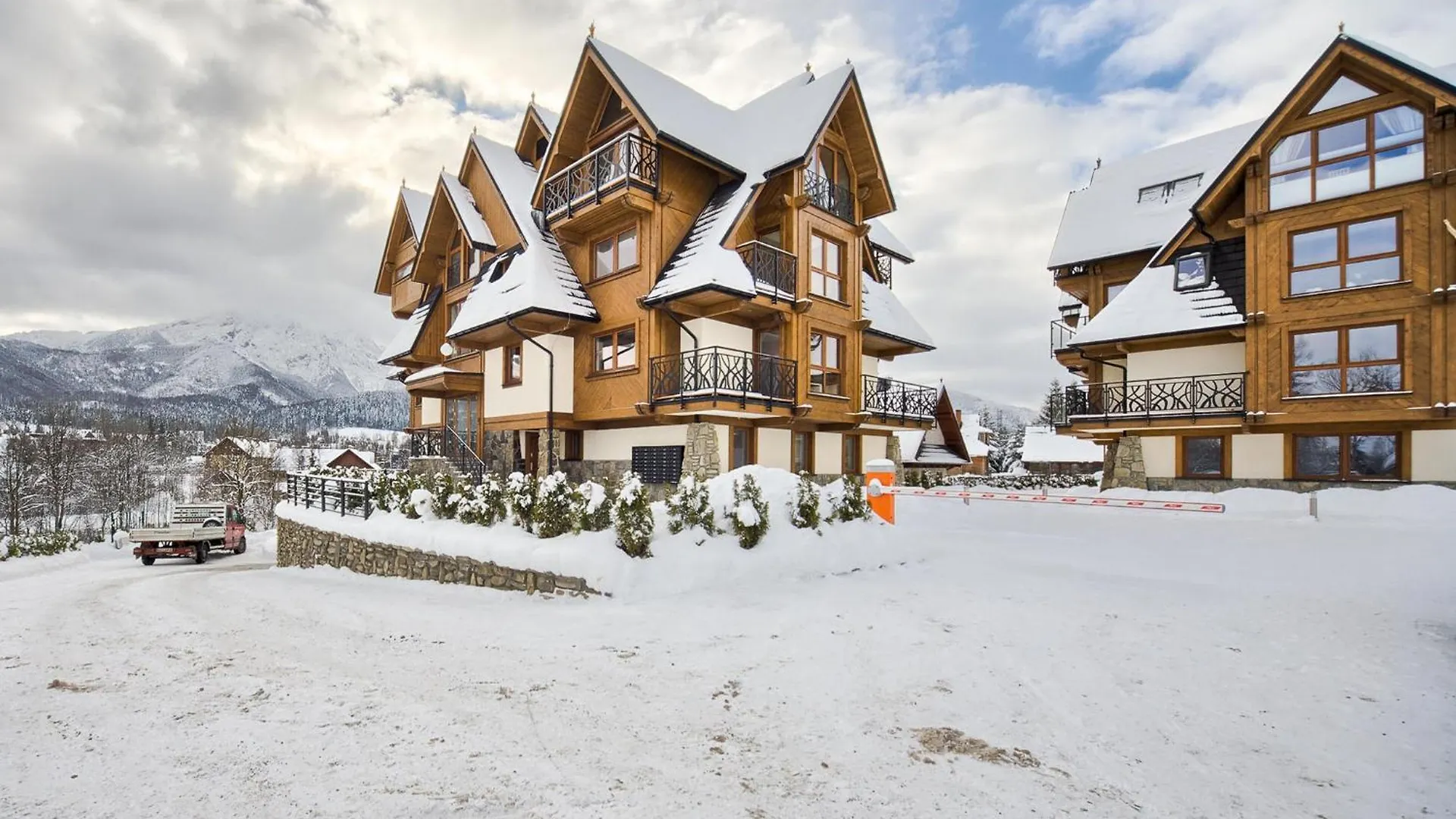 Visitzakopane - Chalet Ski Apartment 0*, Zakopane Poland